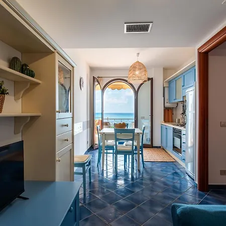 בית נופש L'arcipelago Fronte Mare Con Ampio Balcone
