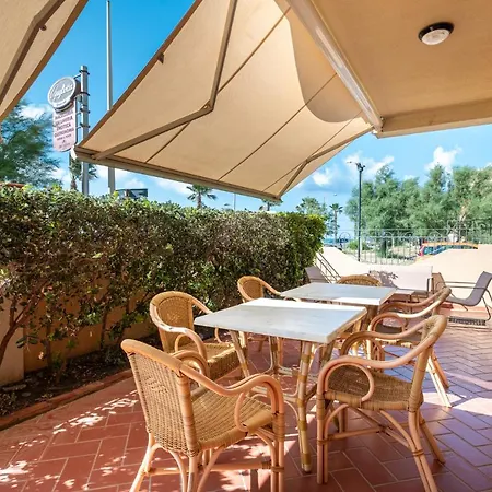 בית נופש L'arcipelago Fronte Mare Con Ampio Balcone