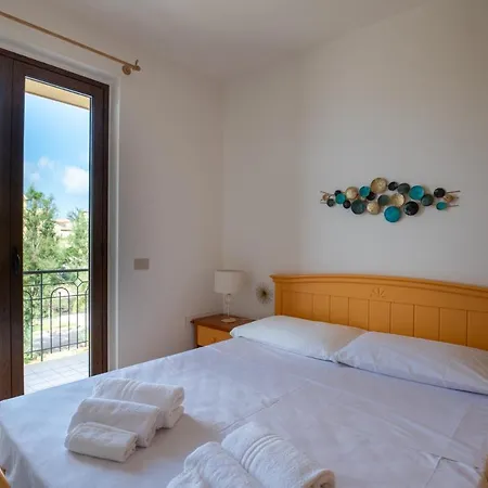L'arcipelago Fronte Mare Con Ampio Balcone Feriehus