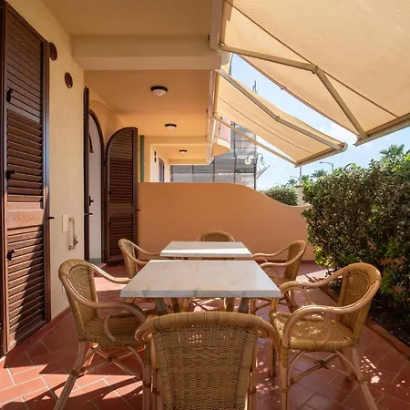 L'arcipelago Fronte Mare Con Ampio Balcone * Capo dʼOrlando